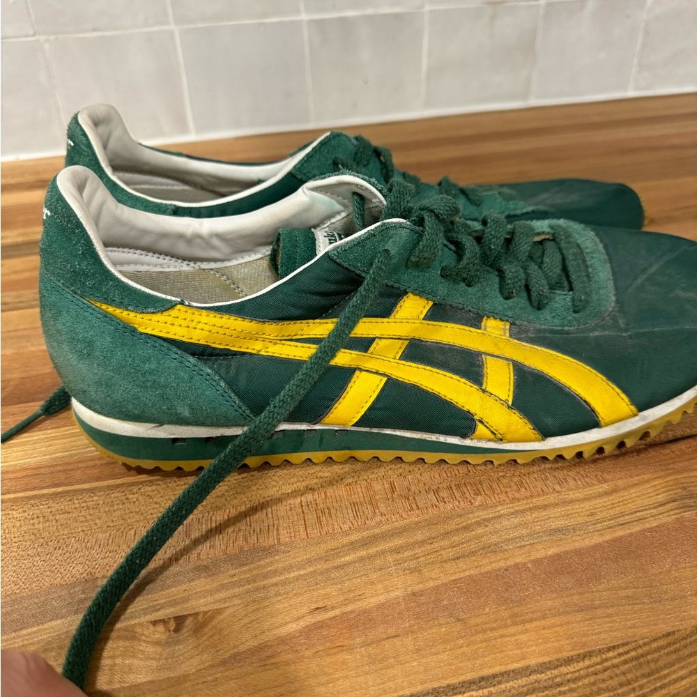 Onitsuka Tiger by ASIC, men size 11 Mexico 66 Vintage